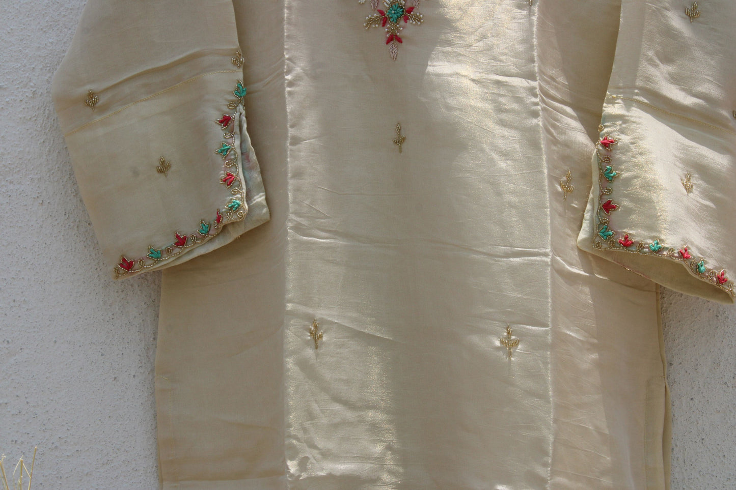 Cream Dola Silk Suit – Minimal Luxury Festive Wear