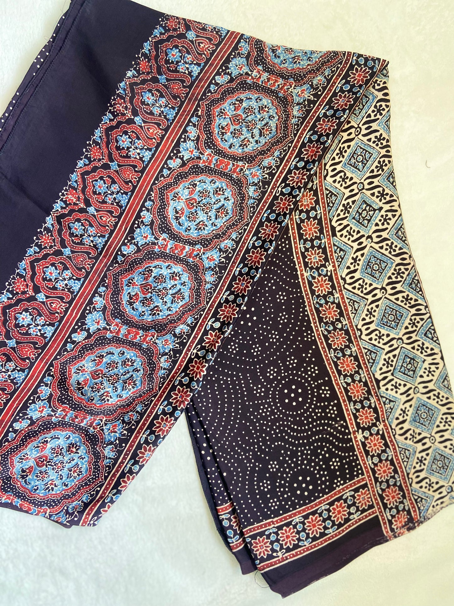 Dots Modal Silk Dupatta